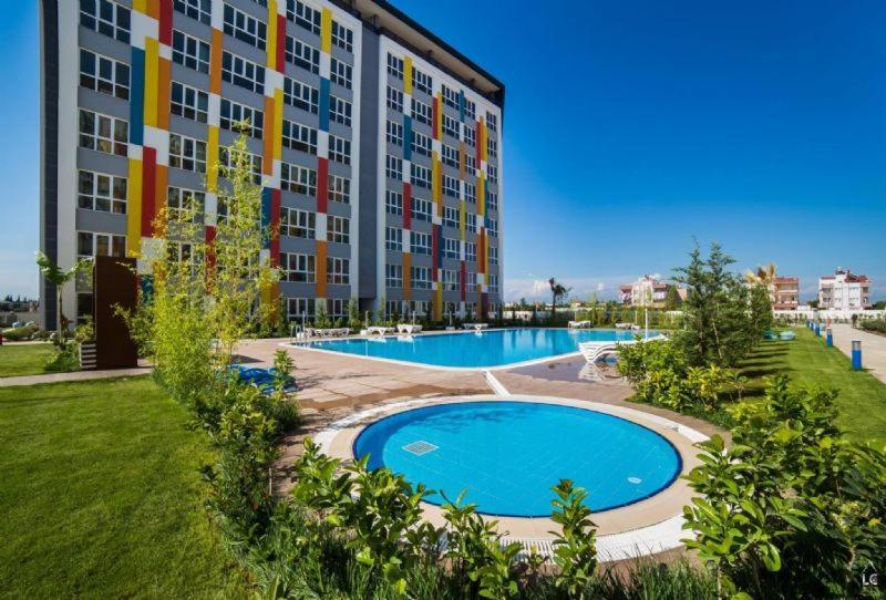 Selin'S Apartment With Pool View Antalya Exterior photo